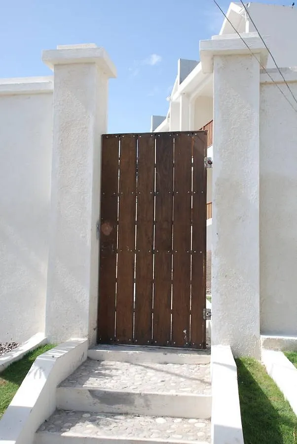 Luxury 2Br Home Facing Beach W/Pool Montego Bay #4 0*,  Jamaica